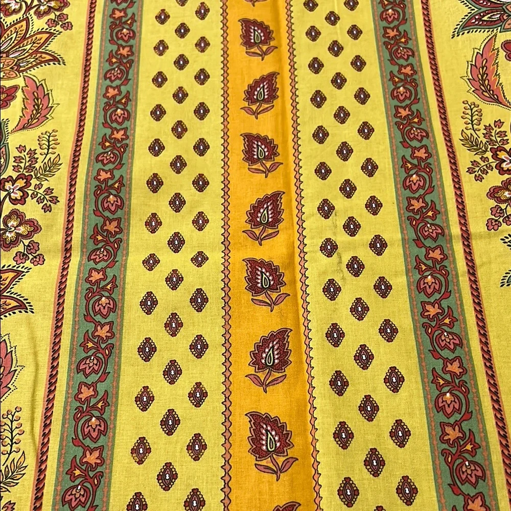 Table Cloth/Napkins Made in France